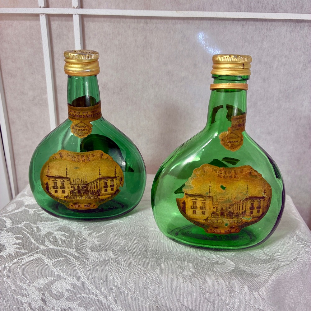 VTG Mateus Rose Green Glass Wine Bottle Salt and Pepper Shakers Set 187ml